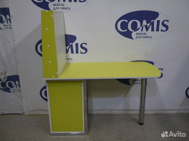 Стол для маникюра