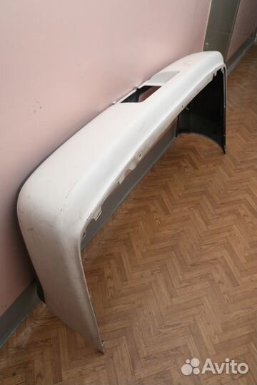 Бампер Тойота Королла AE 100