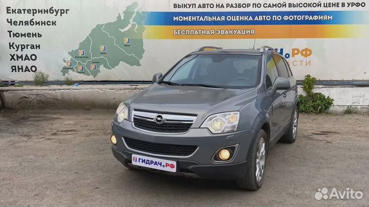 Кронштейн передней балки правый Opel Antara (С145)