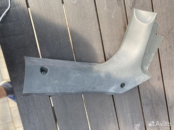 Накладка левогопорога передняя fiat doblo