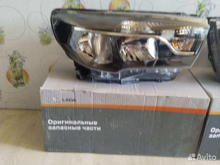 Фара Лада Веста. Оригинал