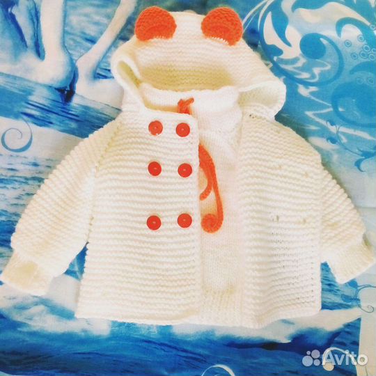 Кофточки вязаные