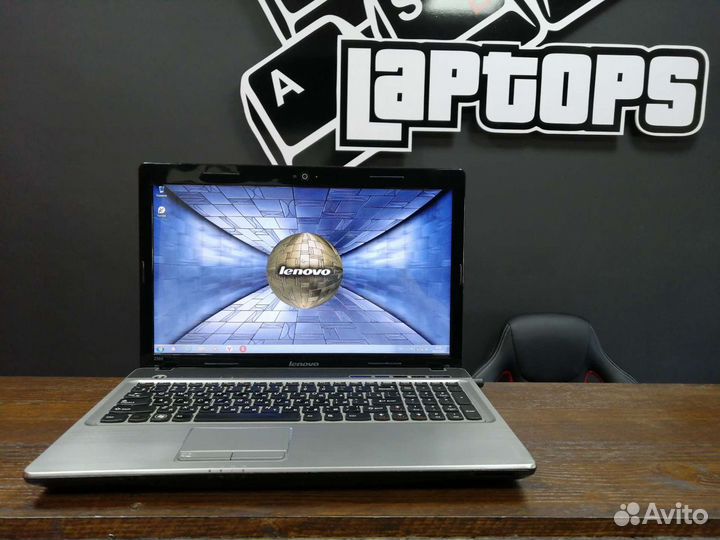 Мощный ноутбук для учебы и работы AMD N830/HD5000M