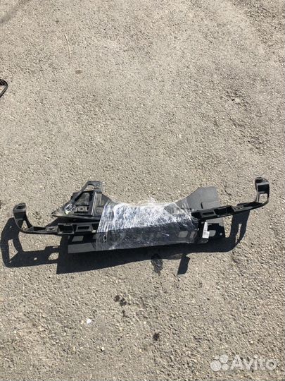 Крепление на задний бампер Фольксваген пассат Б6