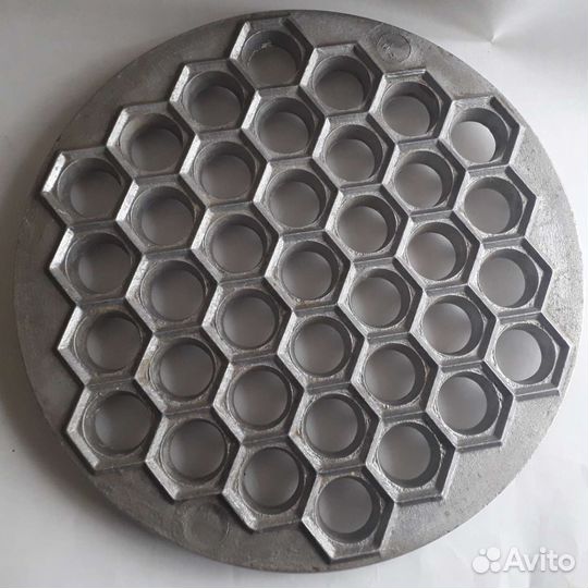 Утятница чугунная.Пельменница ссср.Посуда