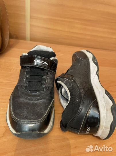 Кроссовки geox
