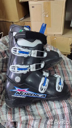 Горнолыжные ботинки 22см