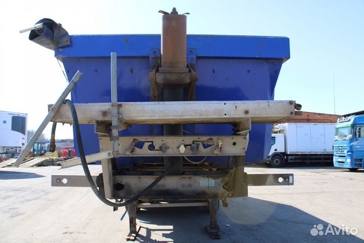 Полуприцеп самосвальный Schmitz Cargobull SKI 24 SL3AT 8.2, 2007