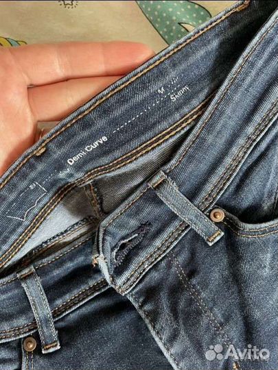 Джинсы женские