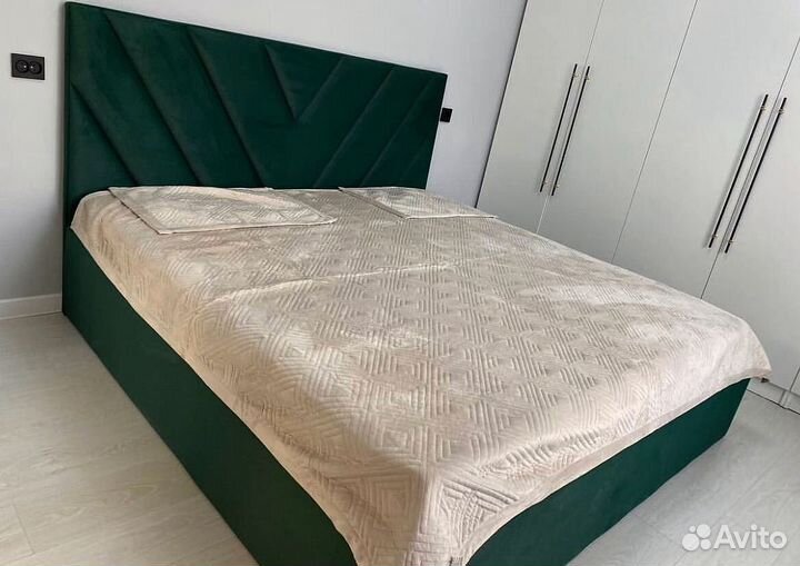 Современная кровать