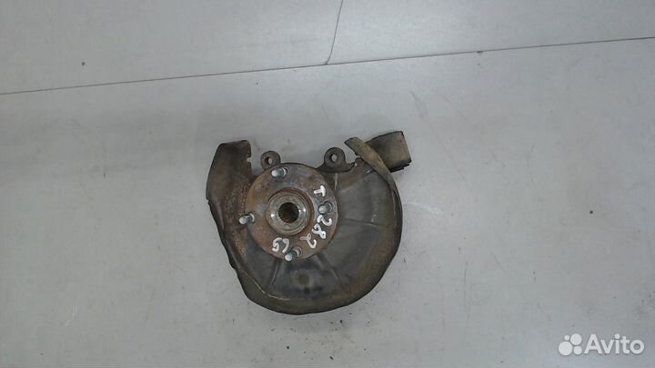 Ступица (кулак, цапфа) Mazda MX-5 2, 1999