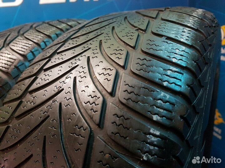 Goodyear UltraGrip Ice 2 215/55 R16