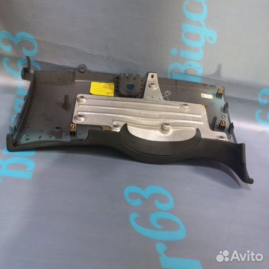 Декоративная накладка Cadillac Escalade 4