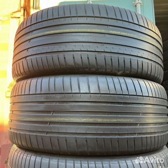 Michelin Pilot Sport 4 SUV 285/45 R22