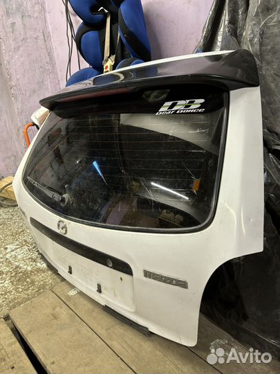 Крышка багажника mazda familia bj