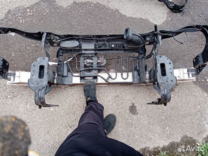 Передняя рамка (телевизор) Mercedes w203