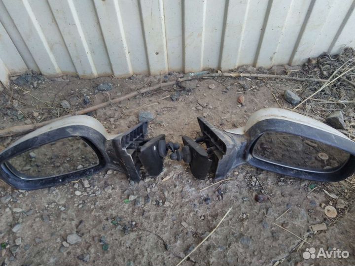 Зеркала на Волгу 31105