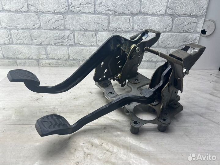 Педальный узел Ford Transit Custom