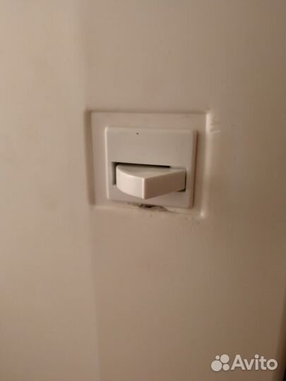 Выключатель света холодильник Whirlpool