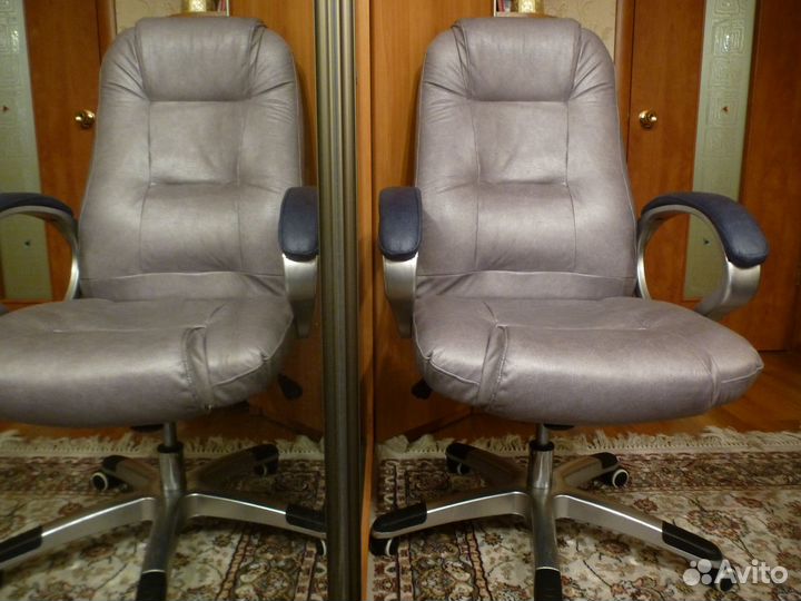 Кресло руководителя новая мебельная ткань