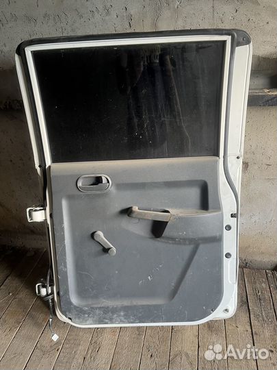 Дверь kia бонго3