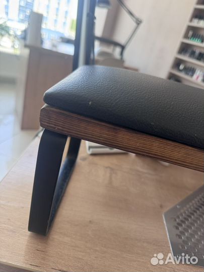 Подставка для рук маникюрная