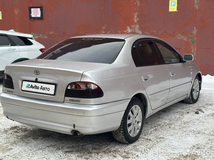 Toyota Avensis 1.8 МТ, 1999, 385 000 км