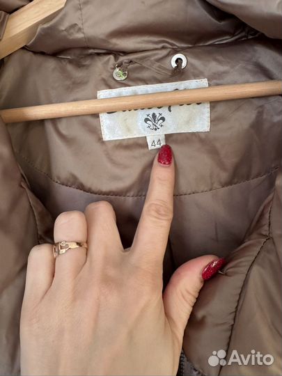 Зимняя куртка женская, размер 44