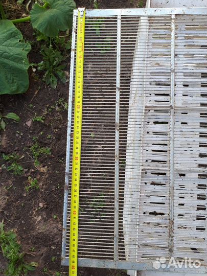 Разделительная решетка для ульев