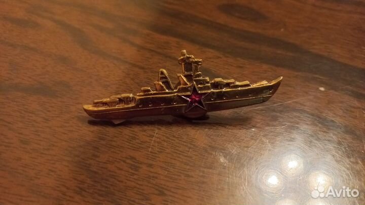 Командир корабля Нагрудный знак