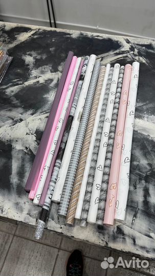 Упаковка в рулонах для магазина цветов и подарков