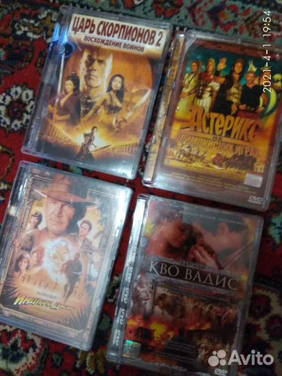 Смотрим фильмы DVD без рекламы (стекло Д\м)