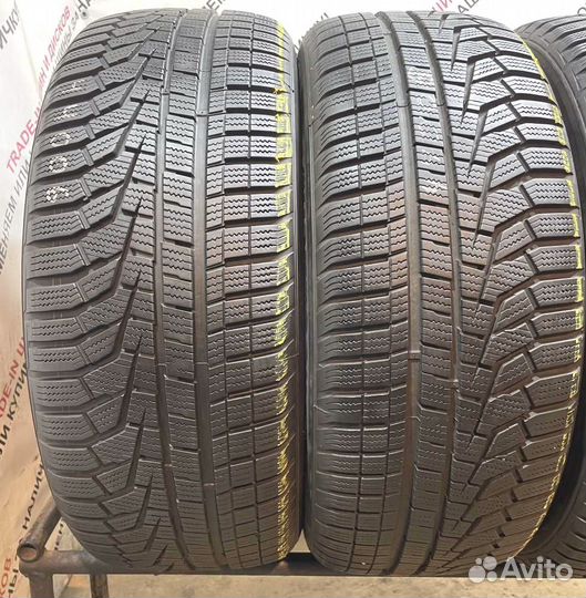 Hankook Winter I'Cept Evo2 W320 245/45 R18 98P