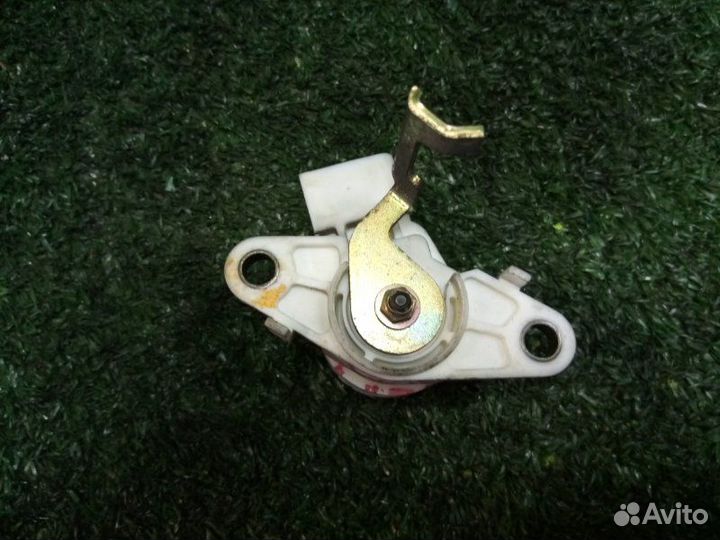 Датчик педали газа Toyota Mark 2 GX100 1GFE