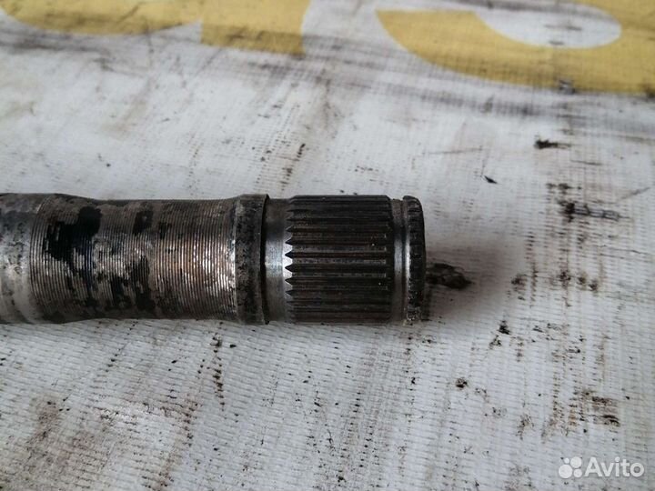 Вал привода Volkswagen Golf 4, 1.4 AXP, МКПП левый