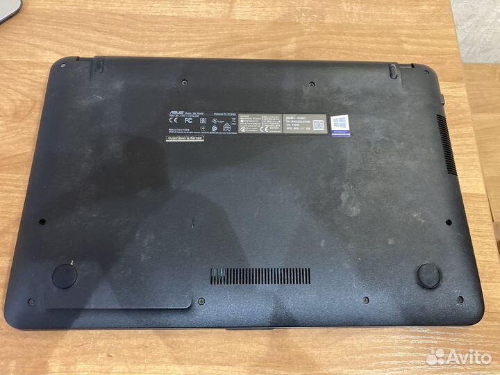 Ноутбук Asus 15.6 AMD A4, SSD, Radeon R3