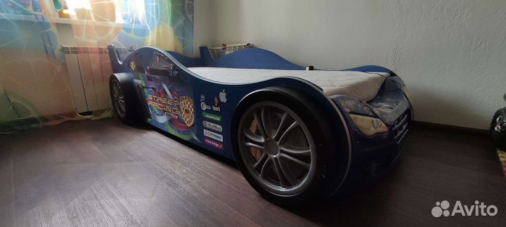 Кровать машина