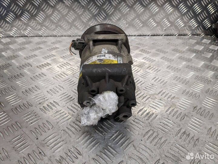 Компрессор кондиционера Renault Megane 2