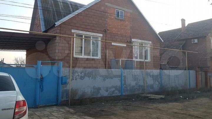 Дом 177,4 м² на участке 6 сот.