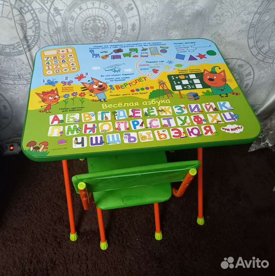 Детский стол и стул