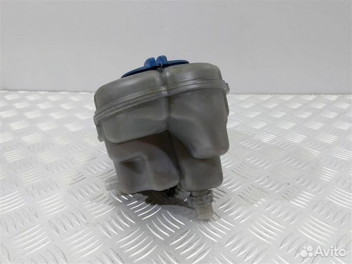 Бачок расширительный Audi A6 C7 4G0121403G