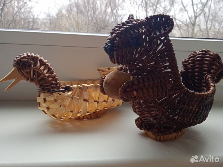 Корзинка плетеная для подарков