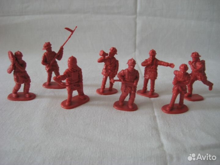 Солдатики - Фигурки «Пожарные»