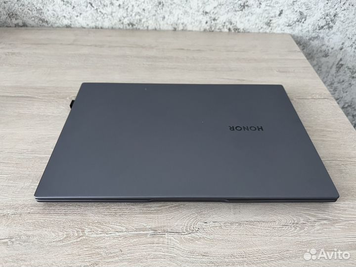 Honor magicbook