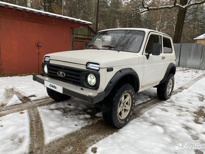 LADA 4x4 (Нива) 1.7 МТ, 2003, 170 000 км