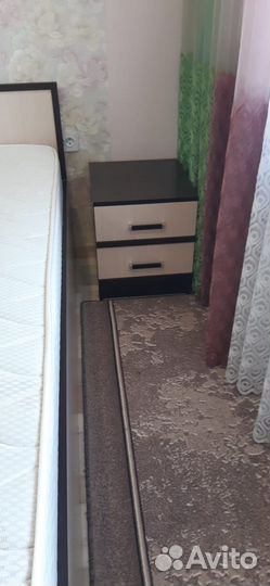 Тумбочка прикроватная бу