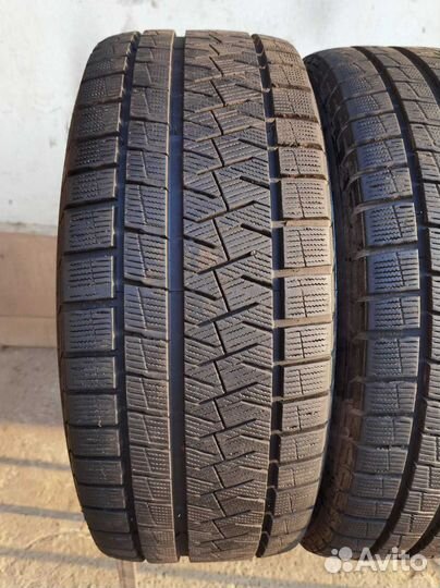 Pirelli Ice Asimmetrico 235/50 R18 97Q