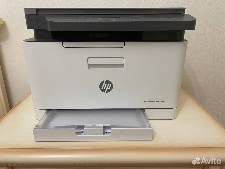 Принтер сканер копир лазерный цветной