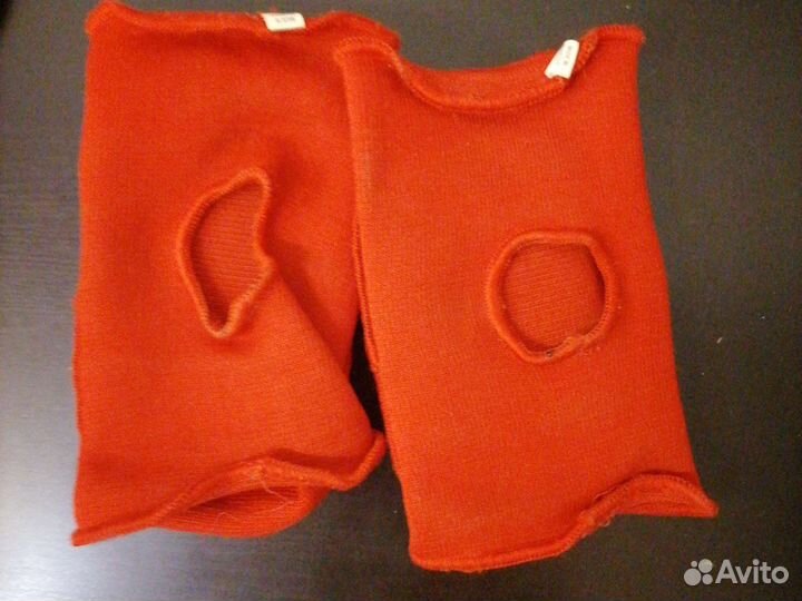 Налокотники для спорта красные AML