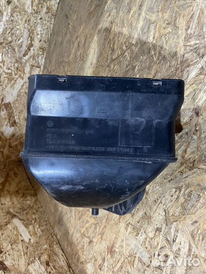 Воздухозаборник VW Touareg GP 03-10